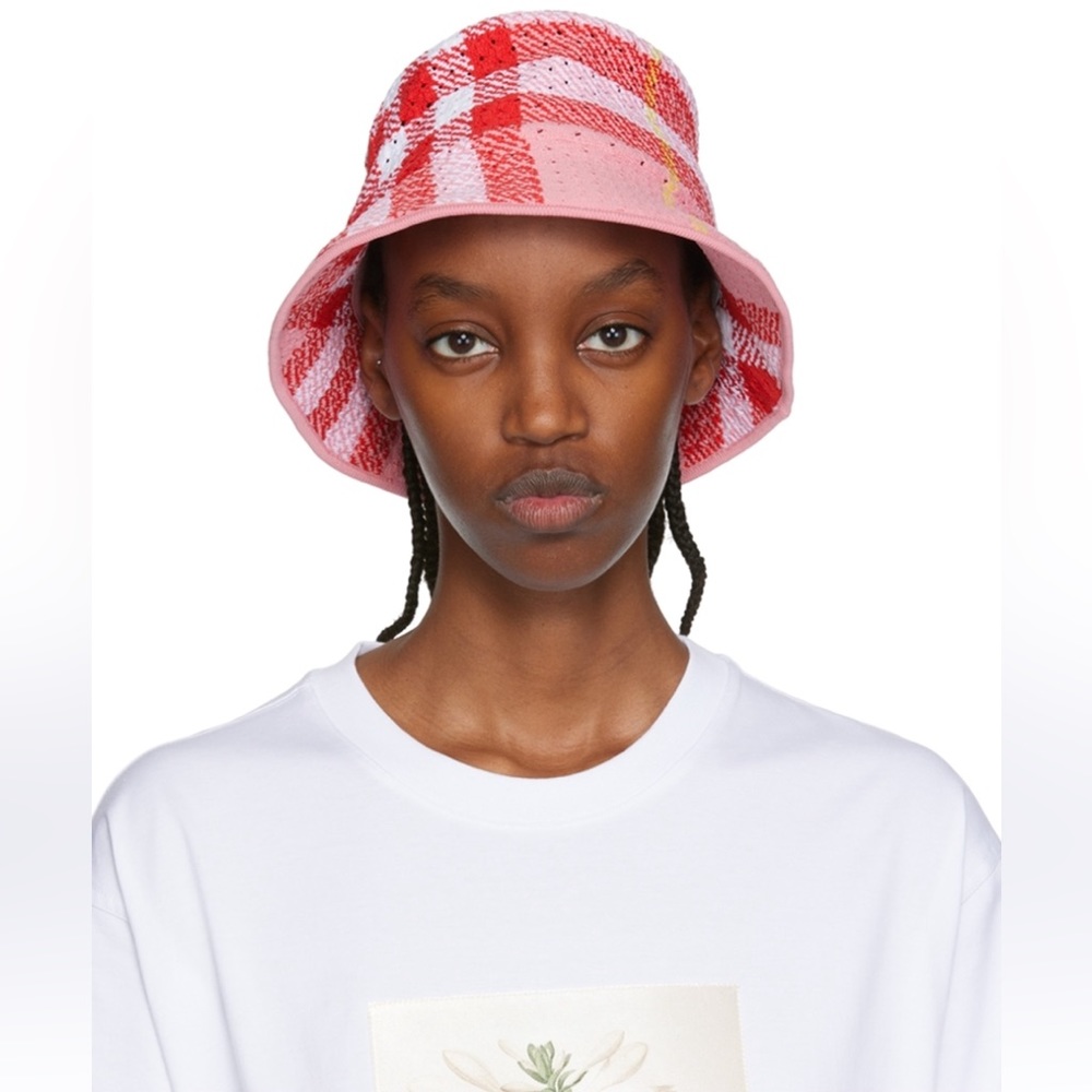 NEW Burberry Knitted Check Bucket Hat, Pink IP Check, Size L, New with Tag $890 - Picture 8 of 8